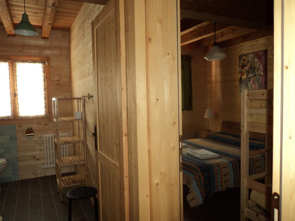 Chalet Trentino Bed and Breakfast Fiavè Værelse billede