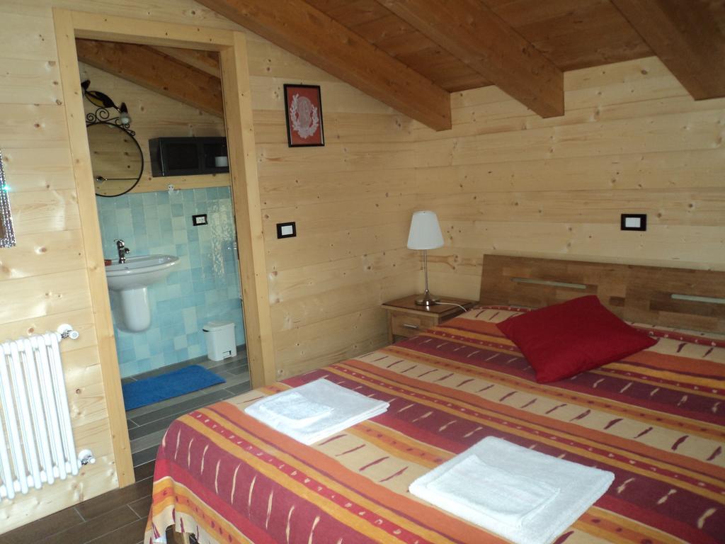 Chalet Trentino Bed and Breakfast Fiavè Værelse billede