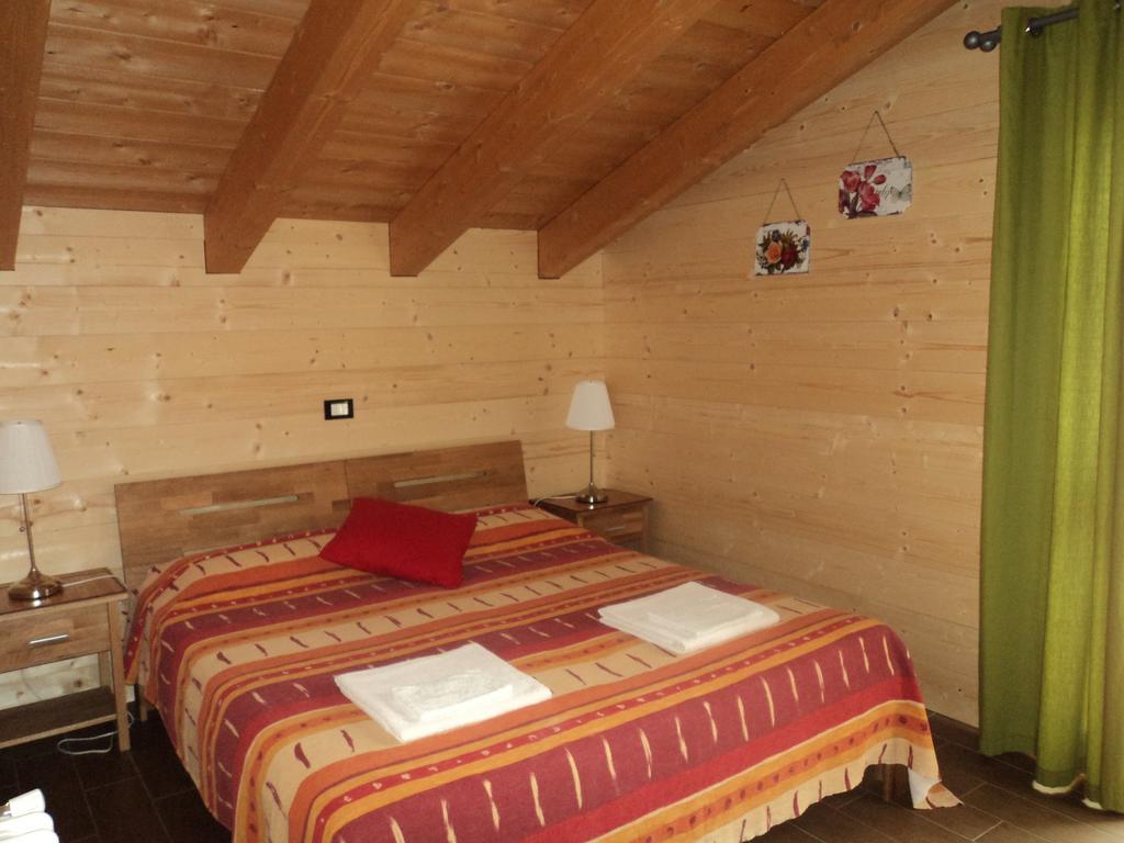 Chalet Trentino Bed and Breakfast Fiavè Værelse billede