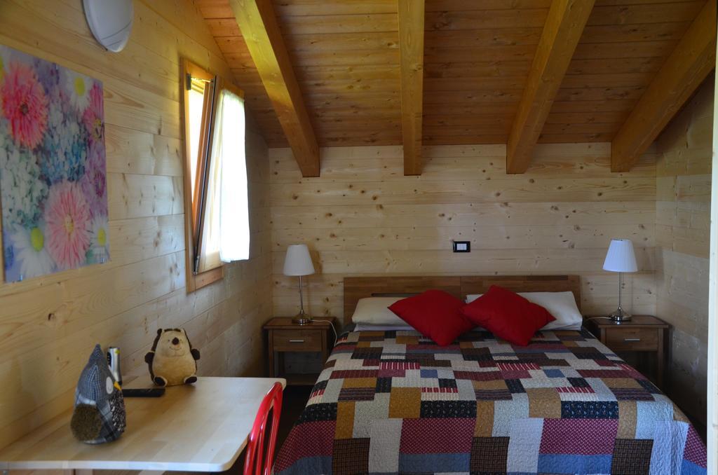 Chalet Trentino Bed and Breakfast Fiavè Værelse billede